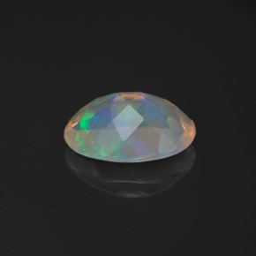 Opale multicolore naturelle transparent, 0,97 ct, transparent / translucide