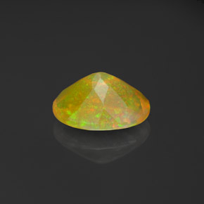 Opale multicolore naturelle transparent, 0,90 ct, transparent / translucide