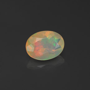 Opale multicolore naturelle transparent, 0,66 ct, transparent / translucide