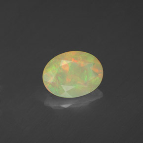 Opale multicolore naturelle transparent, 0,70 ct, transparent / translucide