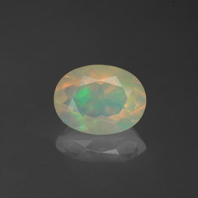 Opale multicolore naturelle transparent, 0,80 ct, transparent / translucide