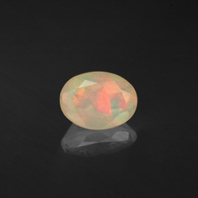 Opale multicolore naturelle transparent, 0,50 ct, transparent / translucide