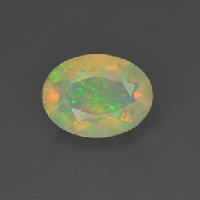 Opale multicolore naturelle coupe ovale, 0,88 ct, transparent