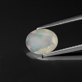 Opale multicolore naturelle transparent, 0,78 ct, transparent / translucide