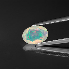 Opale multicolore naturelle transparent, 0,57 ct, transparent / translucide