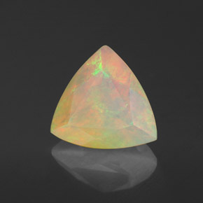 Opale multicolore naturelle transparent, 1,37 ct, transparent / translucide