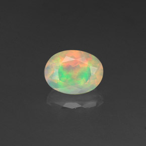Opale multicolore naturelle transparent, 0,96 ct, transparent / translucide