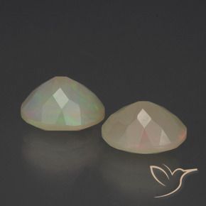 Shop natural 1.82ct Multicolore Opale gems, ovale, from Ethiopie at GemSelect. In stock, global shipping!