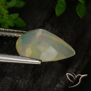 Opale Multicolore naturelle En forme de poire, 1.85 ct, Translucide