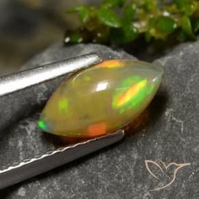 Opale Multicolore naturelle Marquise, 0.72 ct, Transparent
