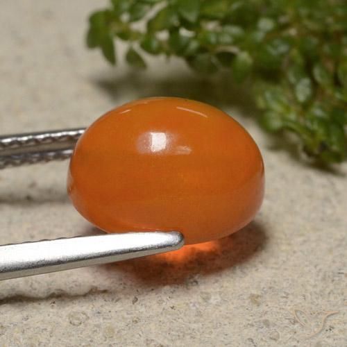 Opale Orange feu naturelle ovale, 2.16 ct, Translucide