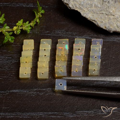 3.56ctw Naturel Multicolore Opale, Carré, Translucide