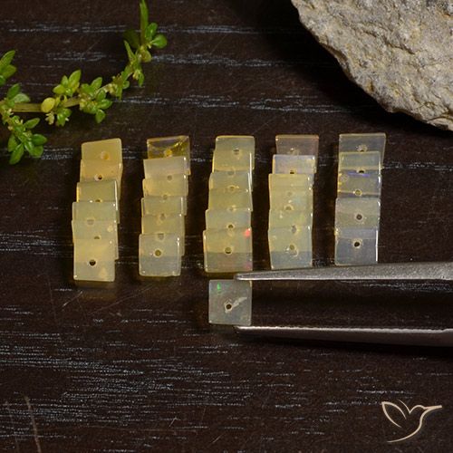 3.46ctw Naturel Multicolore Opale, Carré, Translucide