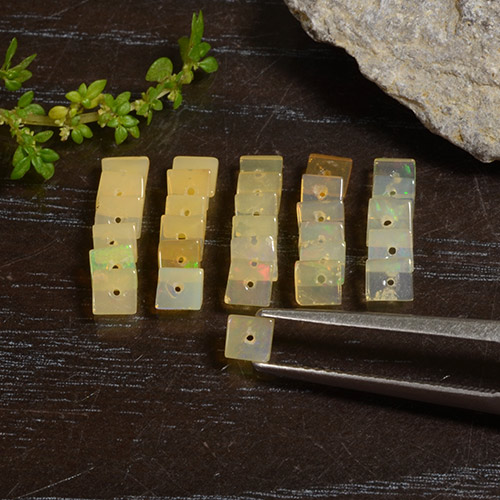 Achetez naturel 2.84ct Multicolore Opale gems, Carré, En provenance Ethiopie chez GemSelect. En stock, livraison internationale!