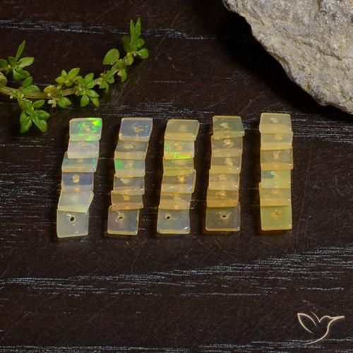 Shop natural 3.10ct Multicolore Opale gems, Carré, from Ethiopie at GemSelect. In stock, global shipping!