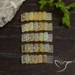 Shop natural 3.27ct Multicolore Opale gems, Carré, from Ethiopie at GemSelect. In stock, global shipping!