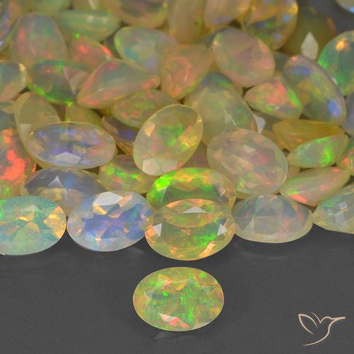 0.27ct Naturel Multicolore Opale, ovale, Translucide