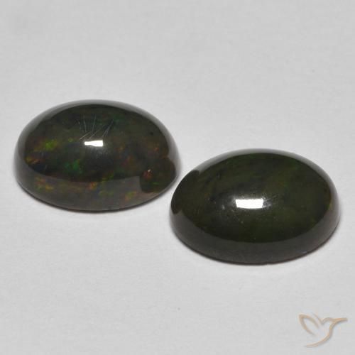 Shop natural 1.75ct Multicolore Opale gems, ovale, from Ethiopie at GemSelect. In stock, global shipping!