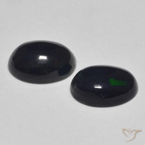Shop natural 0.93ct Multicolore Opale gems, ovale, from Ethiopie at GemSelect. In stock, global shipping!