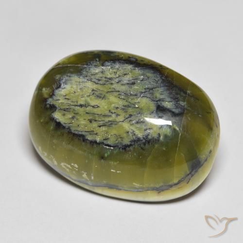 Opale Vert chaud naturelle ovale, 33.65 ct, Opaque