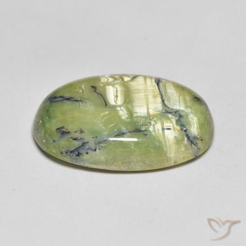 Opale Vert chaud naturelle ovale, 10.83 ct, Opaque