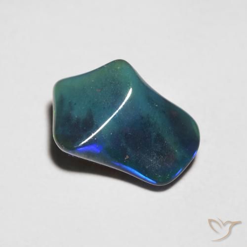 Opale Multicolore naturelle Fantaisie, 0.96 ct, Translucide