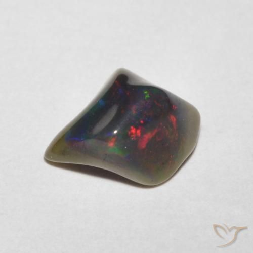 Opale Multicolore naturelle Fantaisie, 0.90 ct, Translucide