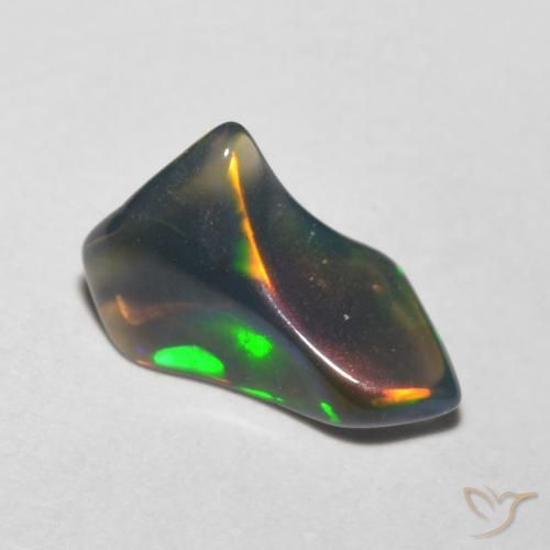 Opale Multicolore naturelle Fantaisie, 0.63 ct, Translucide