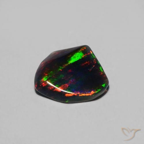 Opale Multicolore naturelle Fantaisie, 0.56 ct, Translucide