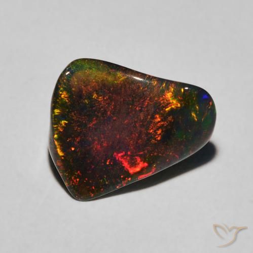 Opale Multicolore naturelle Fantaisie, 1.54 ct, Translucide