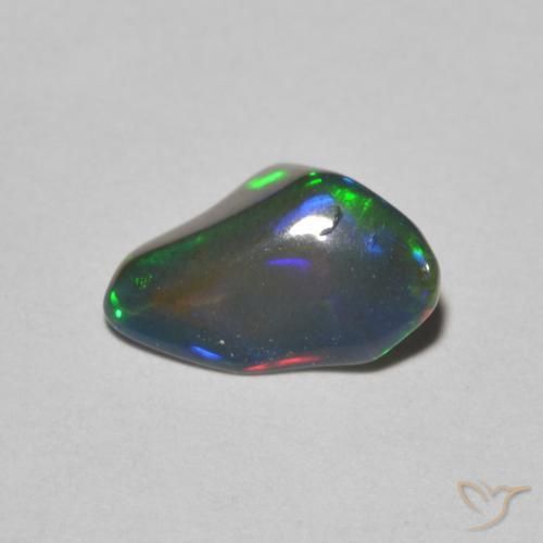Opale Multicolore naturelle Fantaisie, 0.90 ct, Translucide