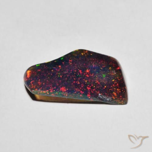 Opale Multicolore naturelle Fantaisie, 1.02 ct, Translucide