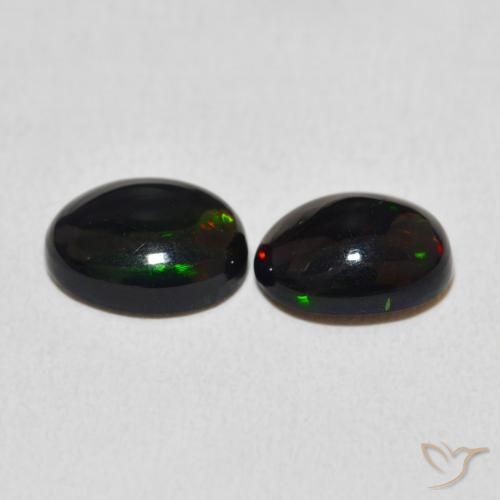Shop natural 2.05ct Multicolore Opale gems, ovale, from Ethiopie at GemSelect. In stock, global shipping!