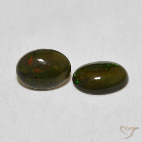 Shop natural 0.86ct Multicolore Opale gems, ovale, from Ethiopie at GemSelect. In stock, global shipping!