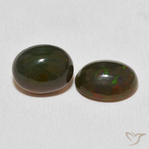 Shop natural 2.50ct Multicolore Opale gems, ovale, from Ethiopie at GemSelect. In stock, global shipping!