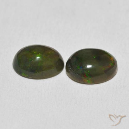 Shop natural 2.37ct Multicolore Opale gems, ovale, from Ethiopie at GemSelect. In stock, global shipping!
