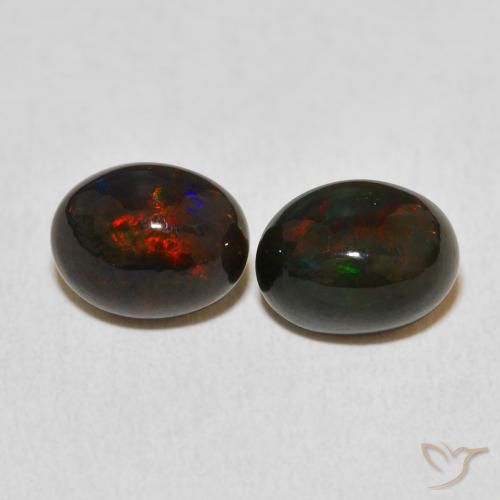 Shop natural 2.42ct Multicolore Opale gems, ovale, from Ethiopie at GemSelect. In stock, global shipping!