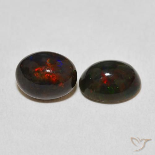 Shop natural 2.42ct Multicolore Opale gems, ovale, from Ethiopie at GemSelect. In stock, global shipping!