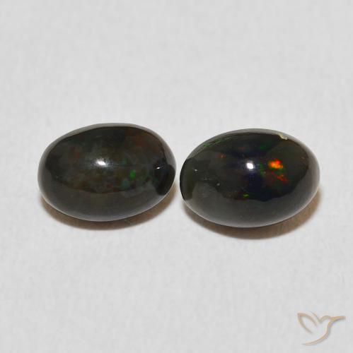 Shop natural 1.06ct Multicolore Opale gems, ovale, from Ethiopie at GemSelect. In stock, global shipping!