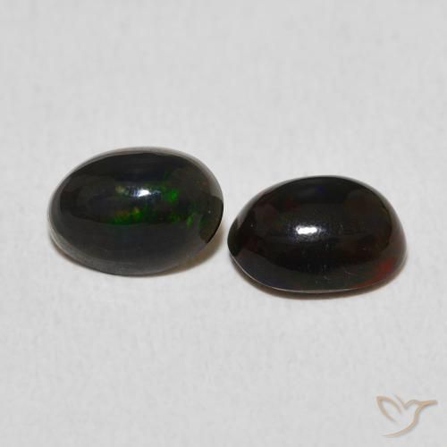 Shop natural 1.05ct Multicolore Opale gems, ovale, from Ethiopie at GemSelect. In stock, global shipping!