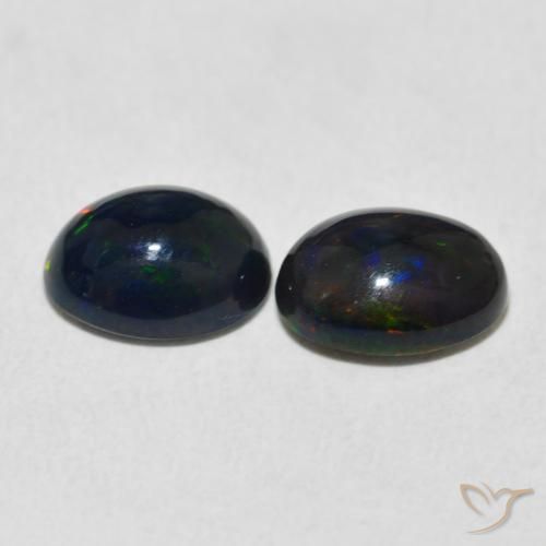 Shop natural 2.37ct Multicolore Opale gems, ovale, from Ethiopie at GemSelect. In stock, global shipping!