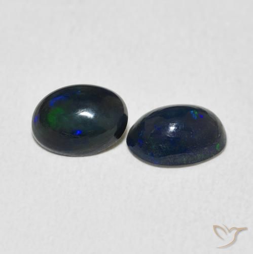 Shop natural 0.87ct Multicolore Opale gems, ovale, from Ethiopie at GemSelect. In stock, global shipping!