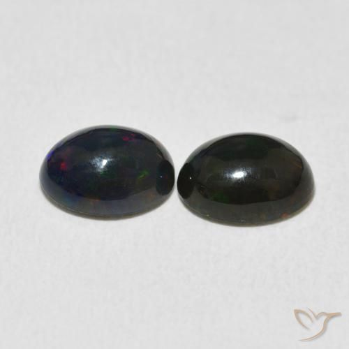 Shop natural 1.58ct Multicolore Opale gems, ovale, from Ethiopie at GemSelect. In stock, global shipping!