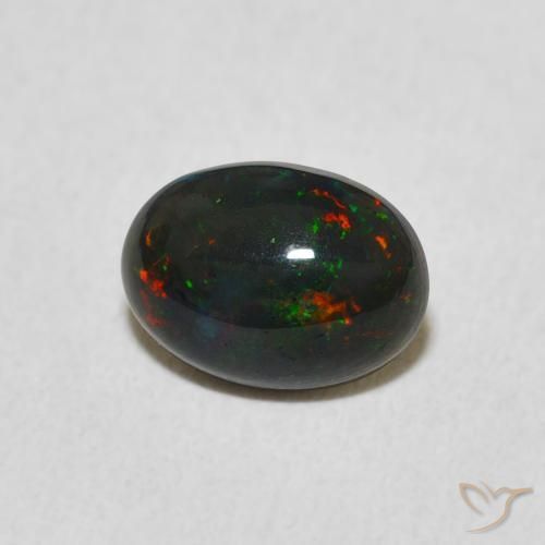 Opale Multicolore naturelle ovale, 0.68 ct, Opaque