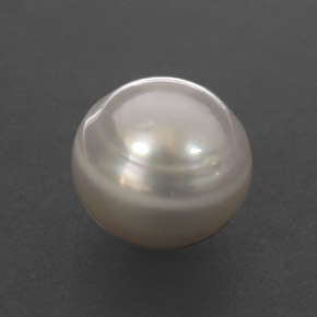 Perle crème naturelle sphère / boule, 8,41 ct, opaque