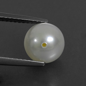 Perle crème naturelle sphère / boule, 3,55 ct, opaque