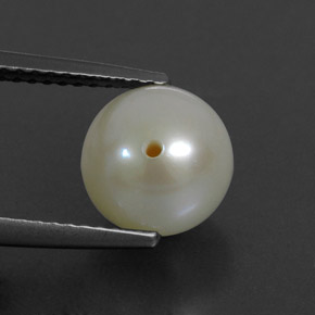 Perle crème naturelle sphère / boule, 3,75 ct, opaque