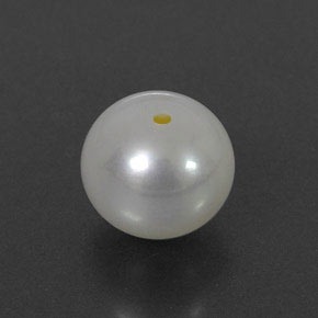 Perle crème naturelle sphère / boule, 3,85 ct, opaque