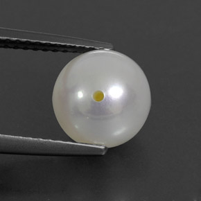 Perle crème naturelle sphère / boule, 3,85 ct, opaque