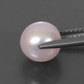 Perle rose naturelle sphère / boule, 3,60 ct, opaque